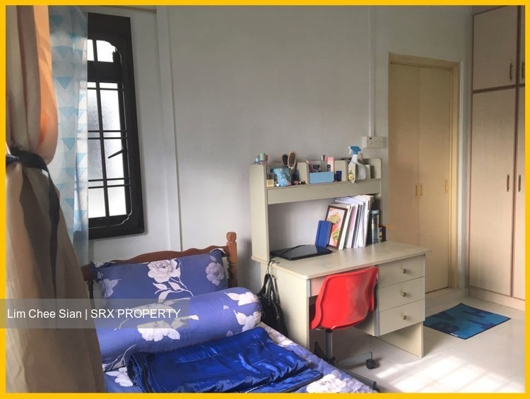 Jurong West Street 64 thumbnail photo